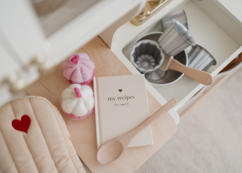 How to Build the Perfect Pretend Play Kitchen