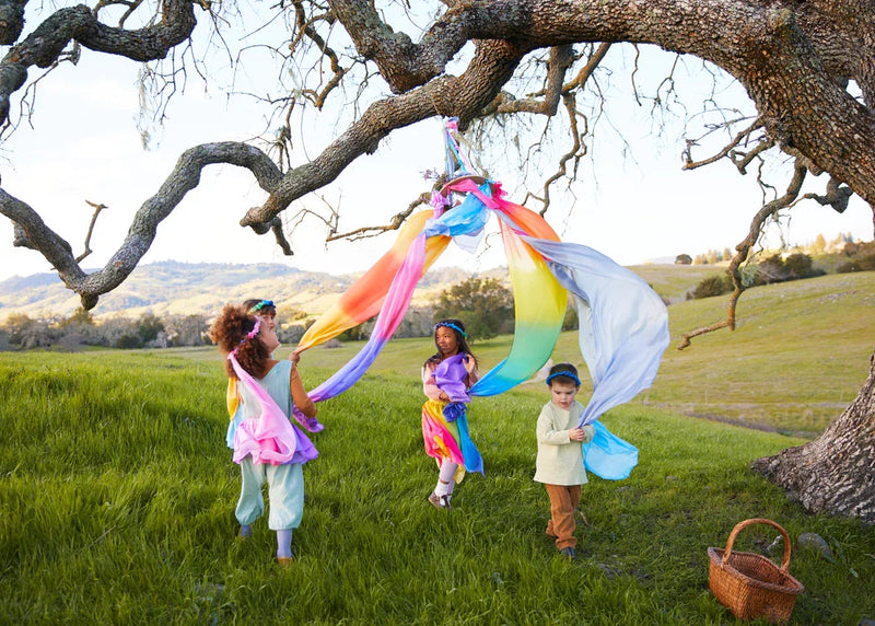 50 Things To Do With A Playsilk