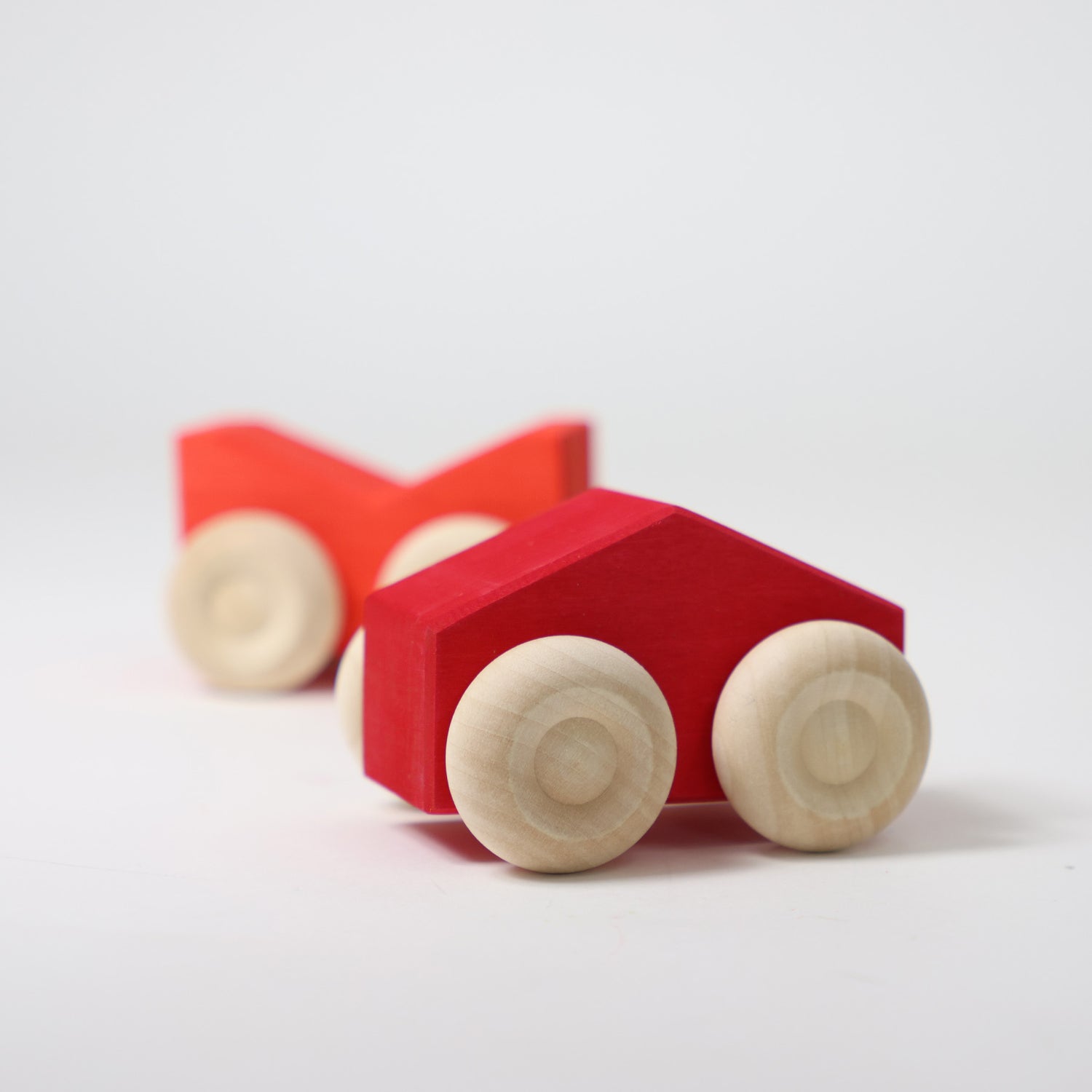 Grimm's Stacking Cars RED (2 pcs)