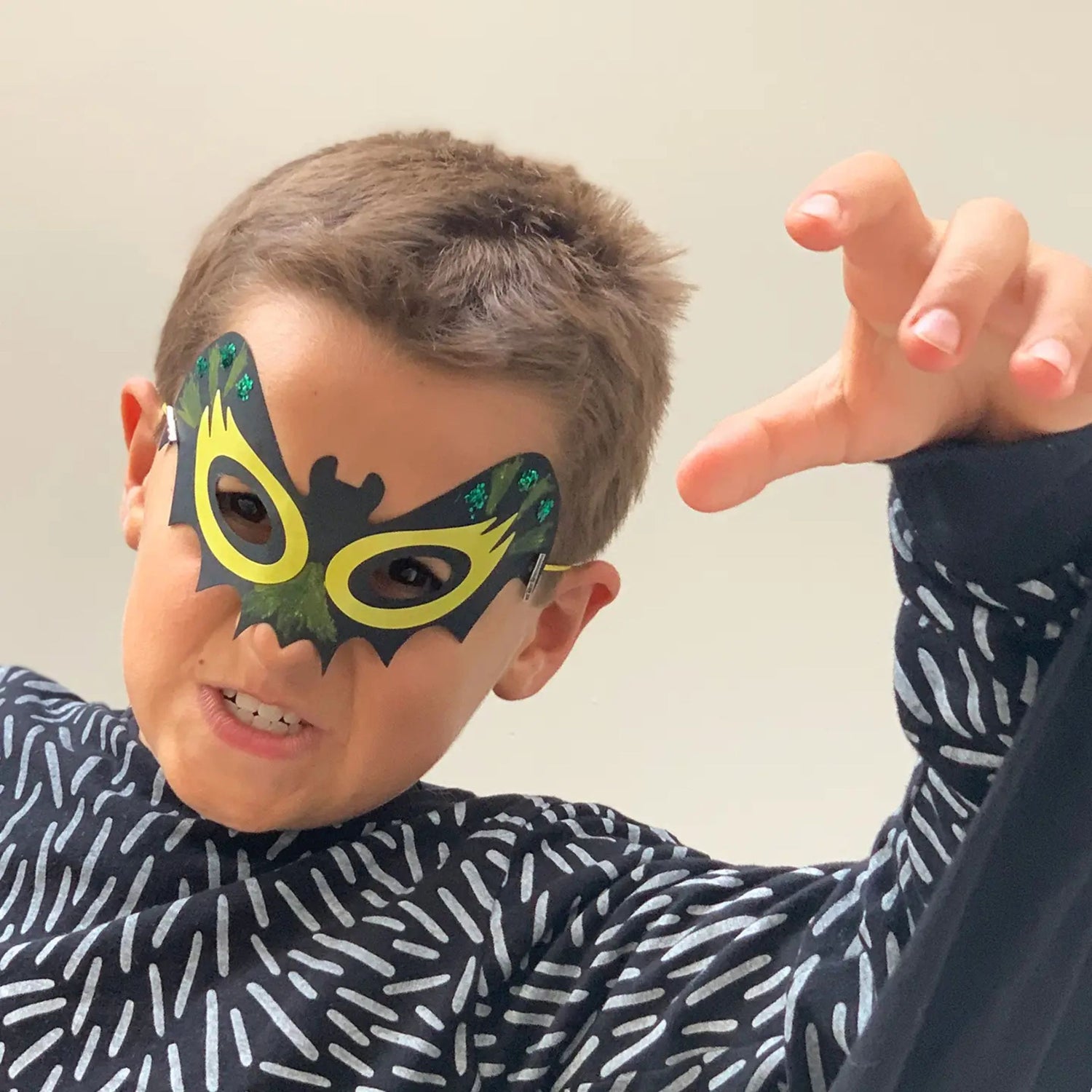 Make Your Own Bat Mask | Halloween Craft Kit