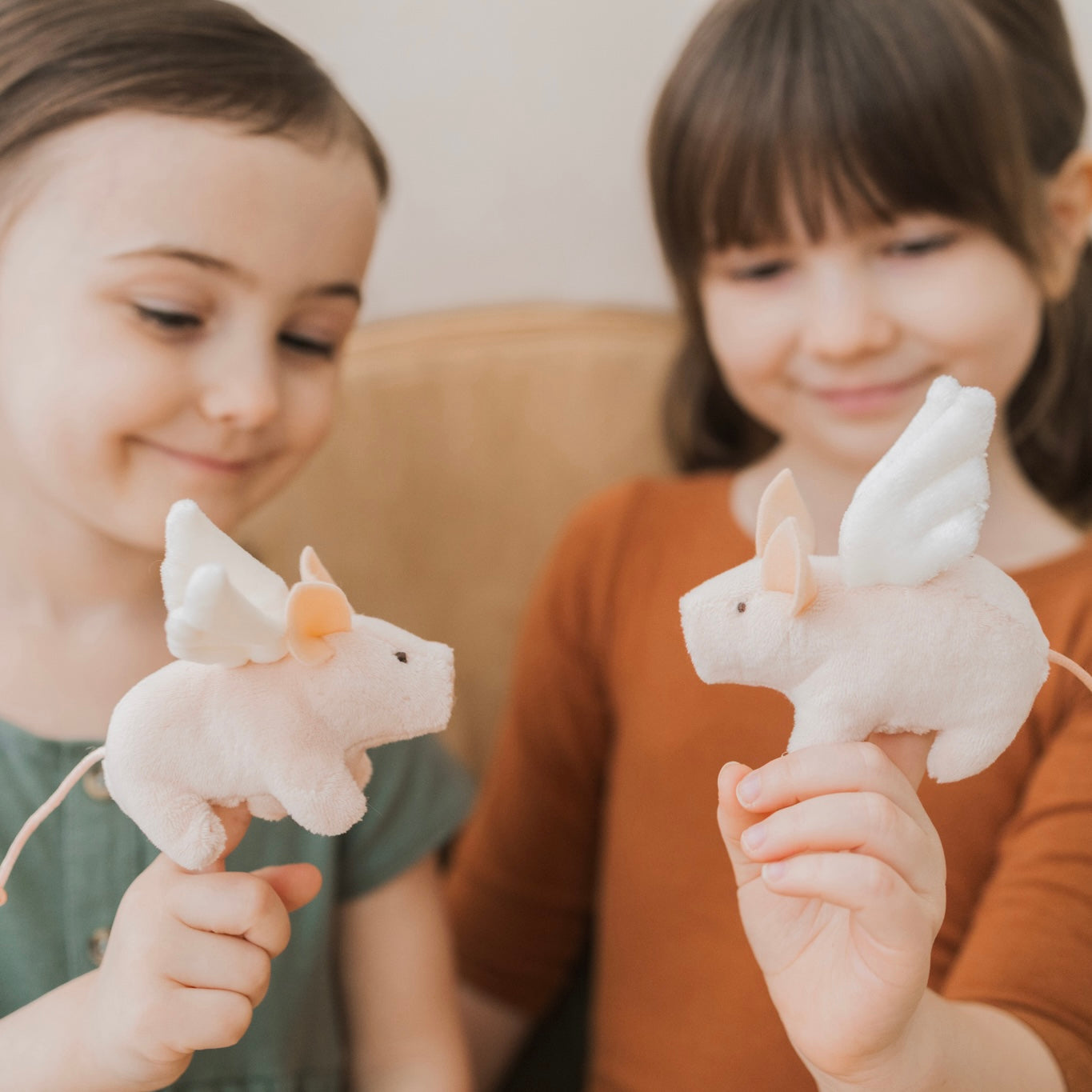Mini Winged Piglet Finger Puppet (with magnets)