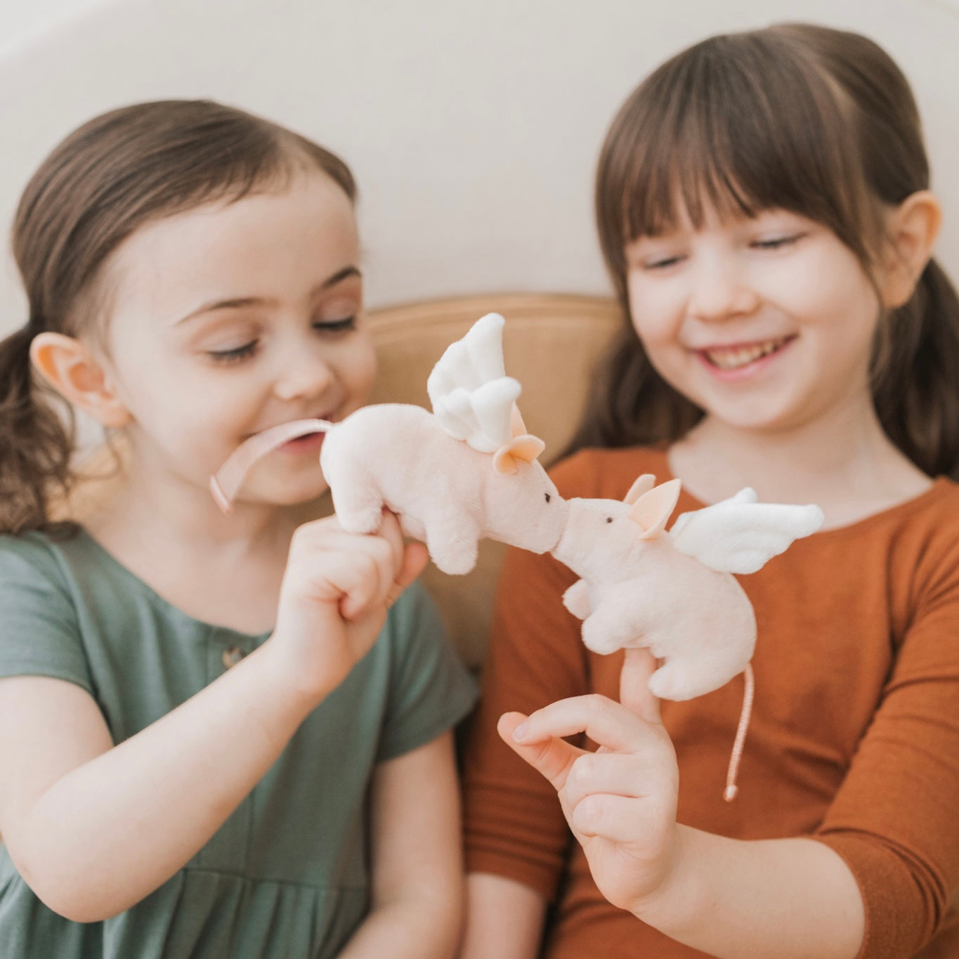 Mini Winged Piglet Finger Puppet (with magnets)