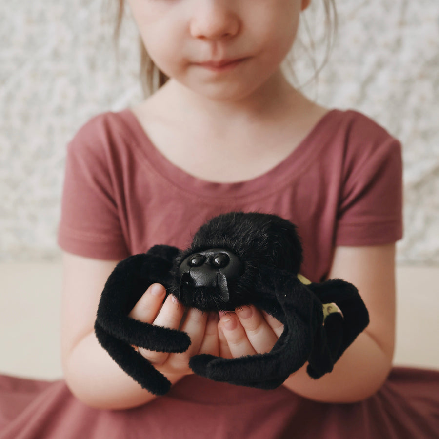 Mini Spider Finger Puppet
