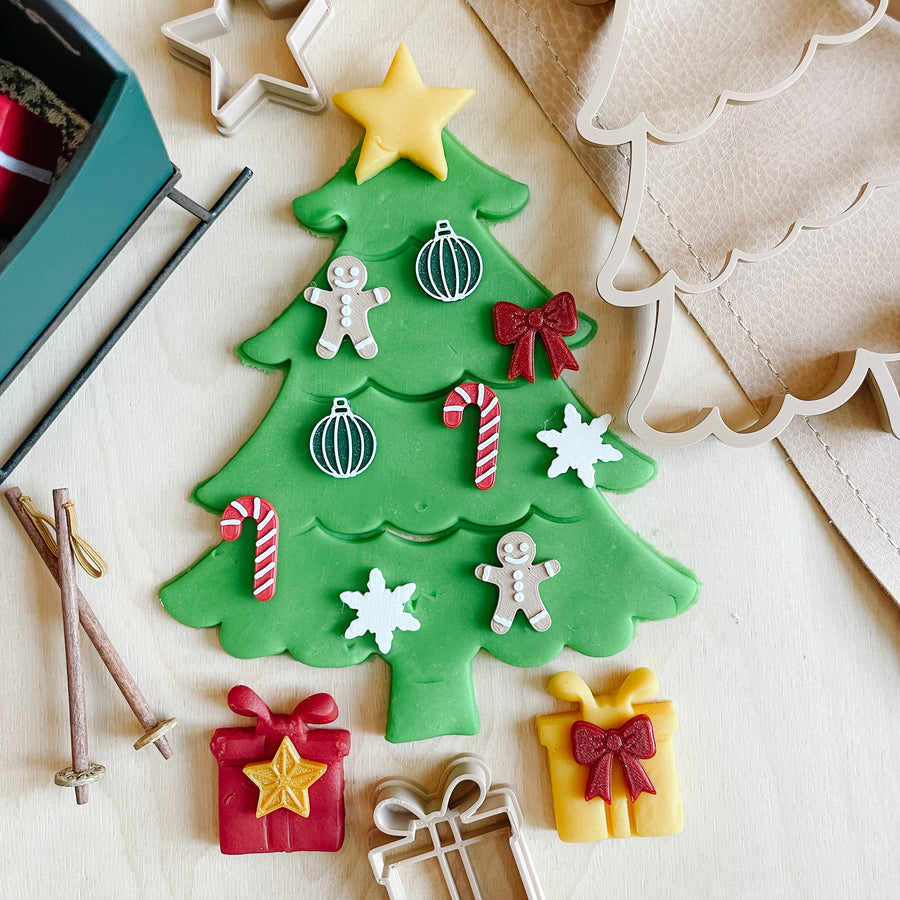 Christmas Tree Playdough Decorating Kit