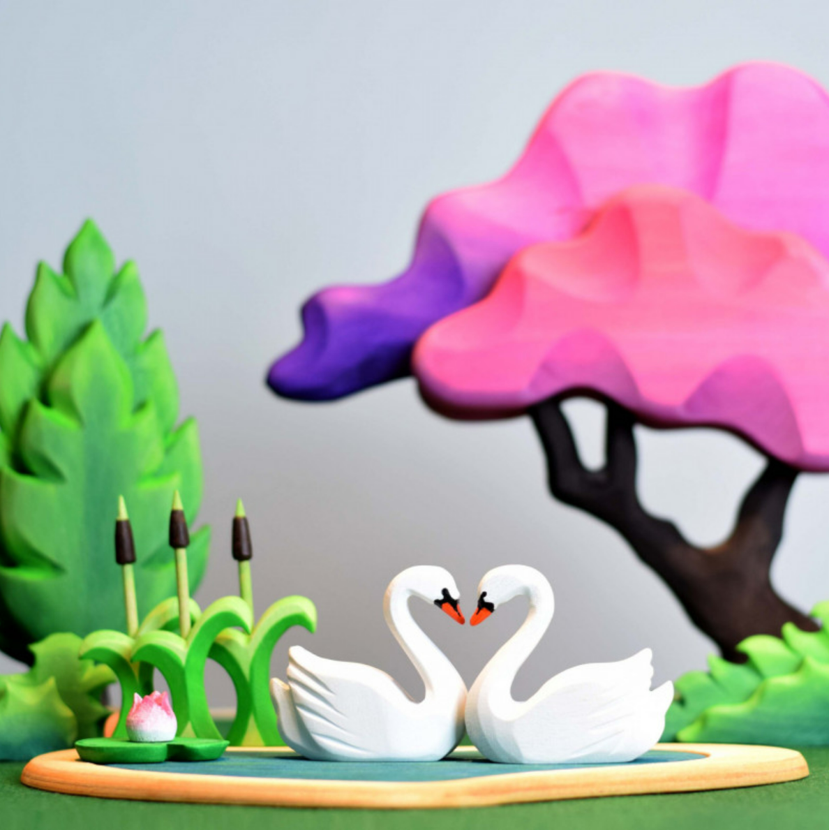 Bumbu Toys Heart Lake and Swan Set
