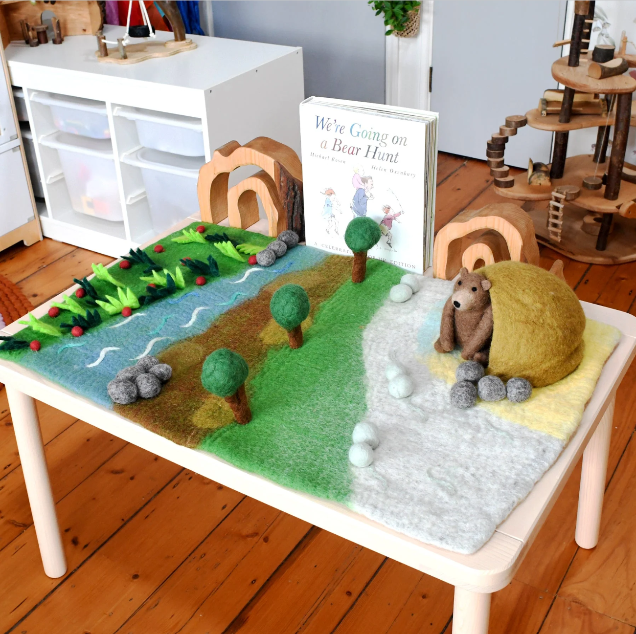 Felt Bear Hunt Playmat Playscape (Large)