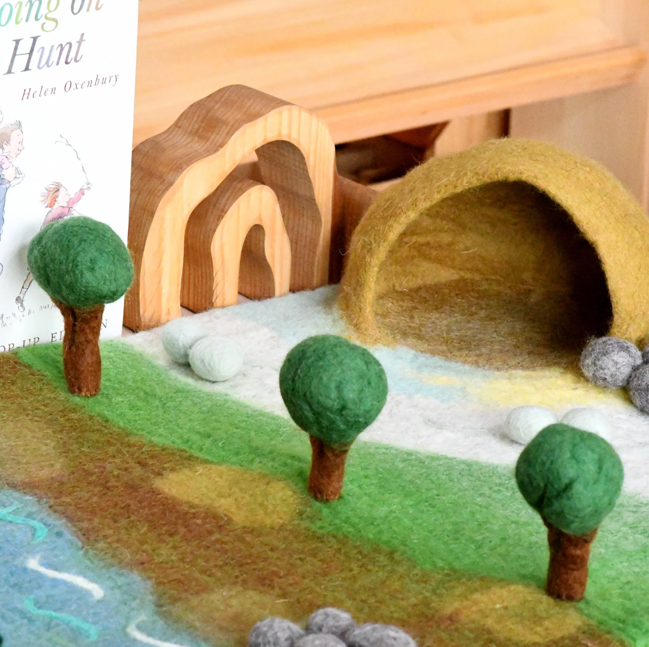 Felt Bear Hunt Playmat Playscape (Large)