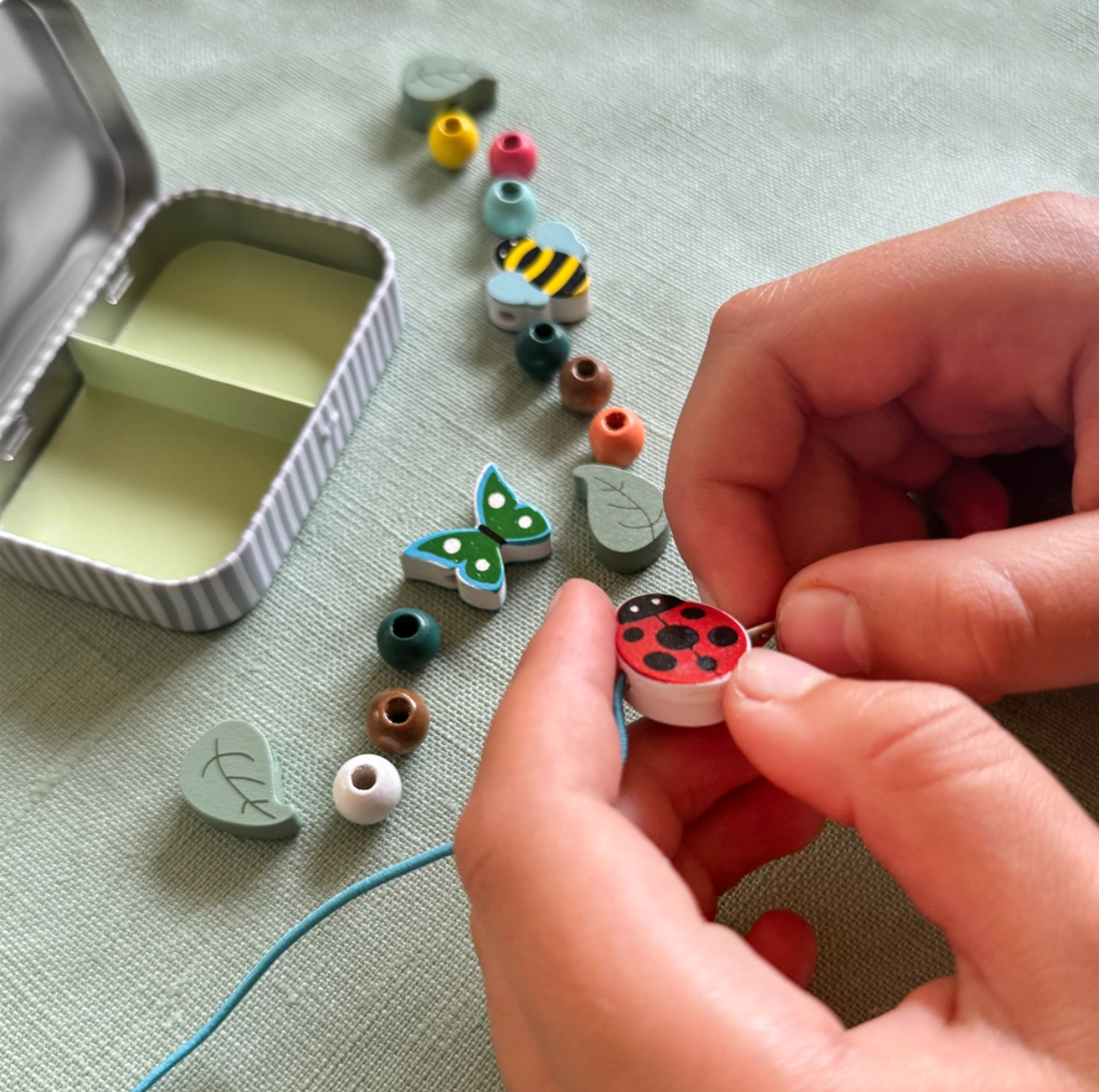Minibeast Bracelet Craft Kit