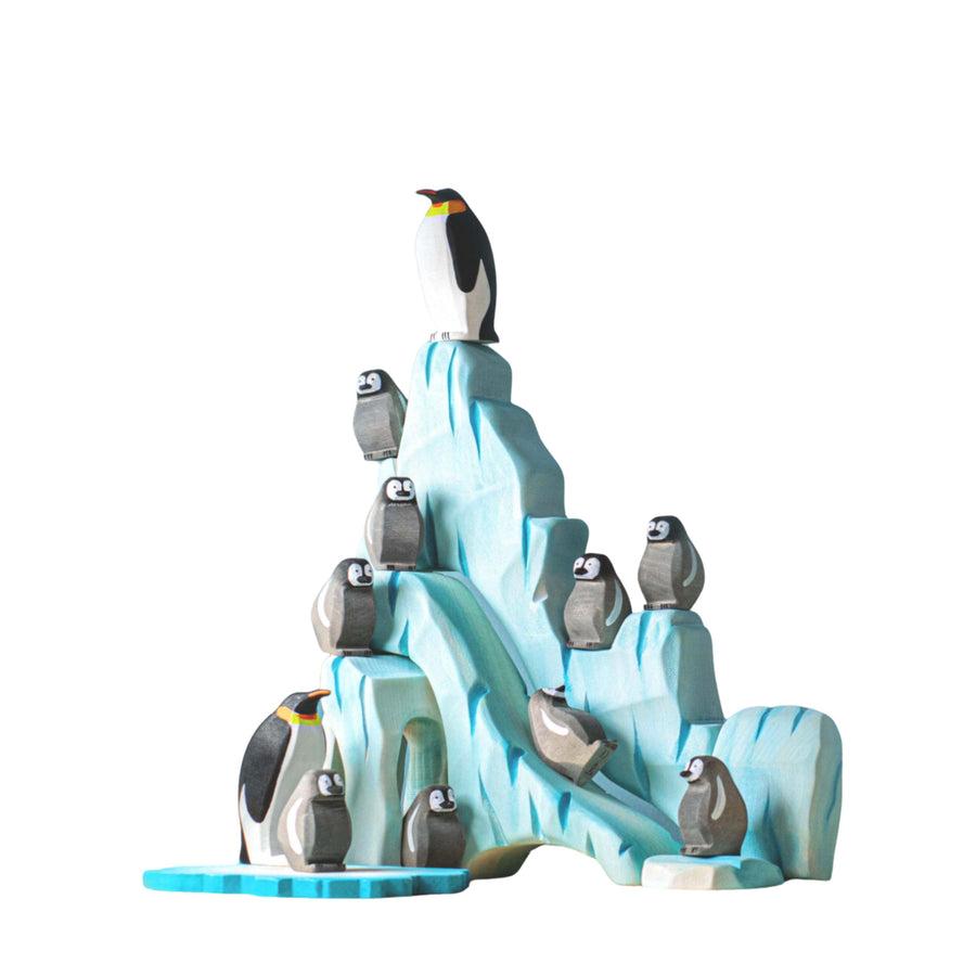 Wooden Icy Cliffs and Big Penguin Family Set