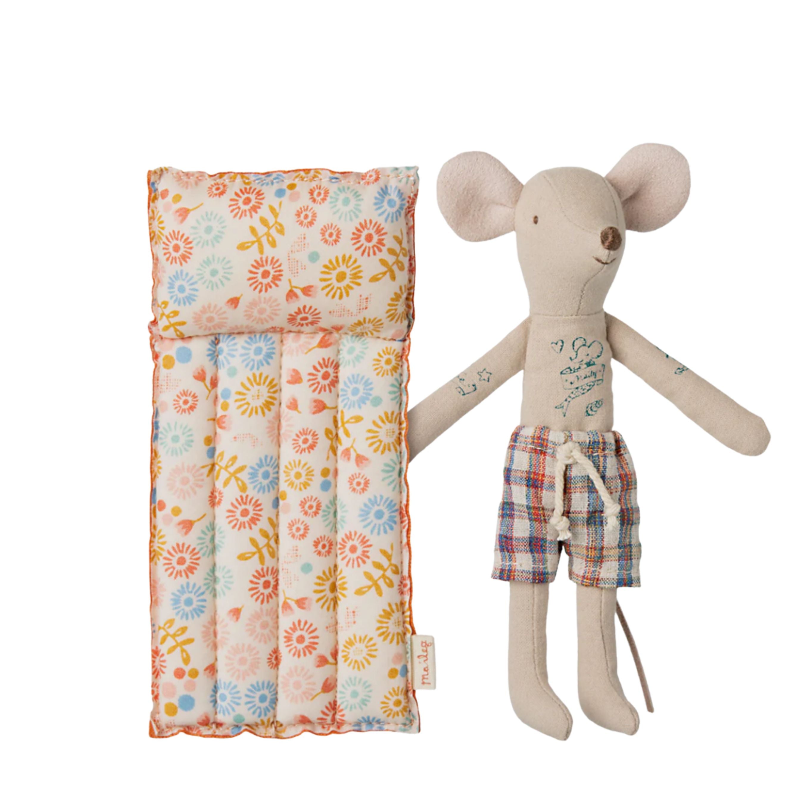 Beach Mouse with Air Mattress, Dad- Flower main image 1