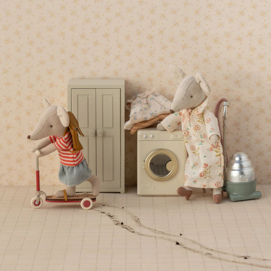 Maileg Kickboard Scooter - Red (Mouse)