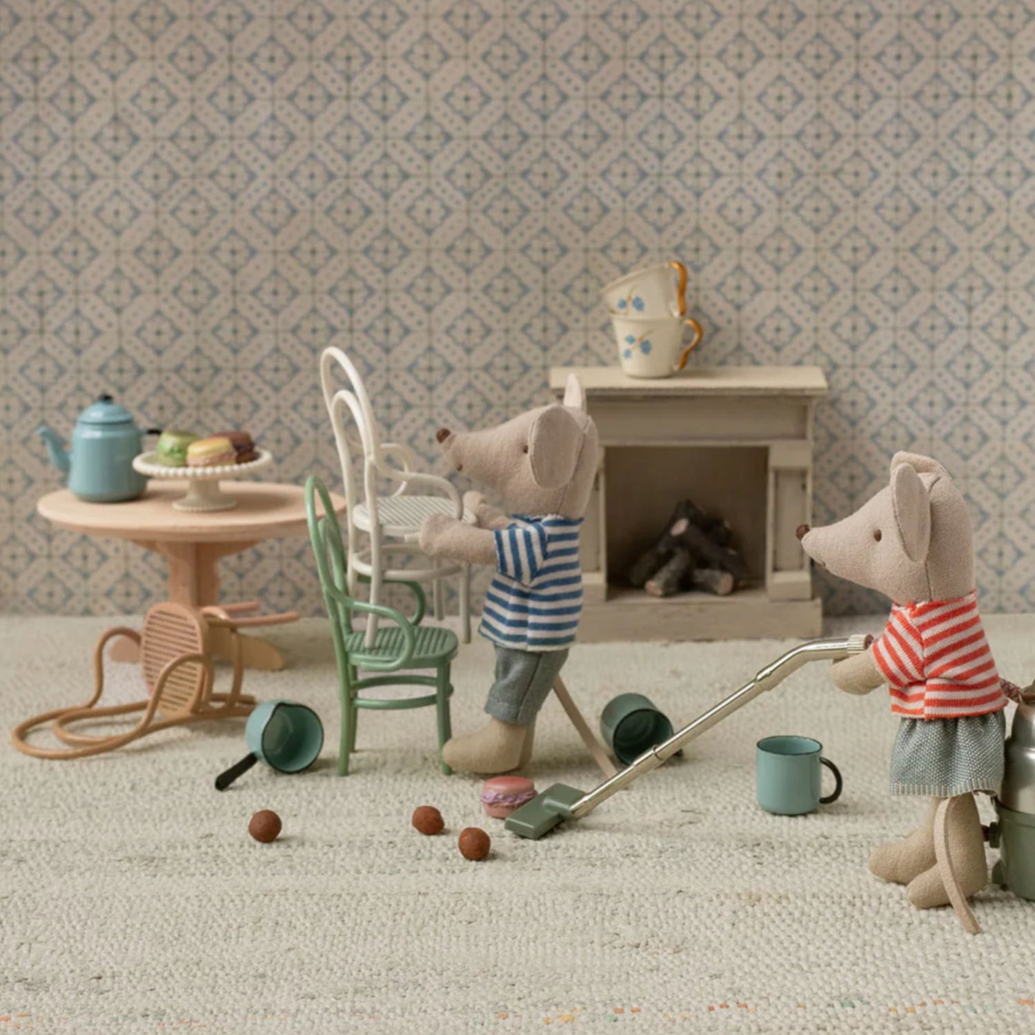 Maileg Vintage Chair - Mint (Mouse)