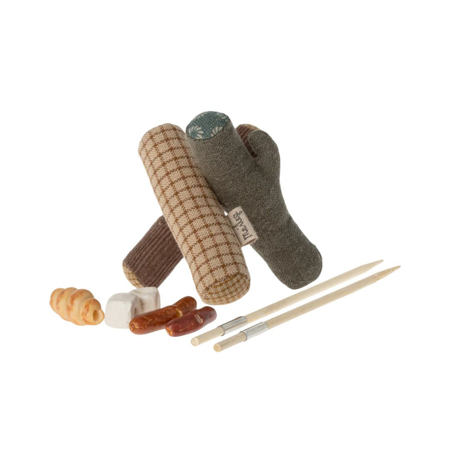 Maileg Bonfire Set (Mouse)