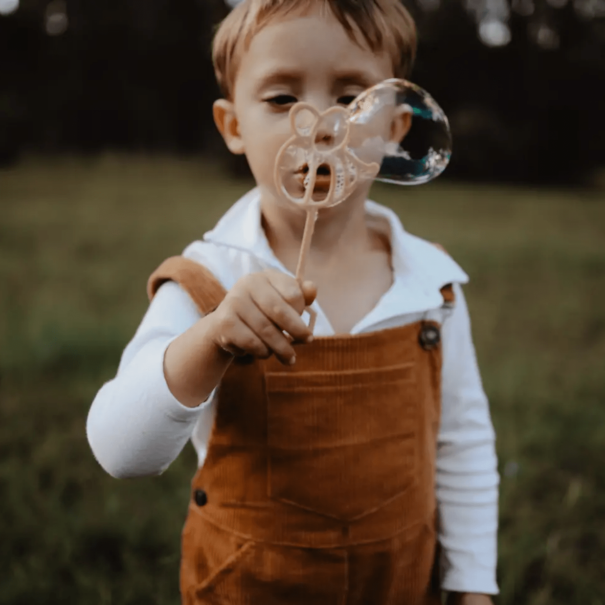 Kinfolk Pantry Sensory Play Bumble Bee Eco Bubble Wand