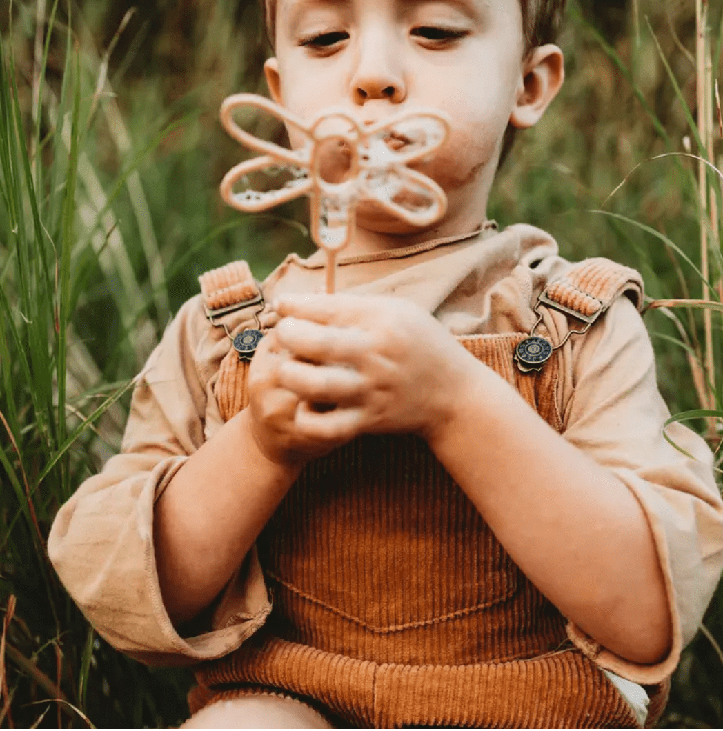 Kinfolk Pantry Sensory Play Dragon Fly Eco Bubble Wand