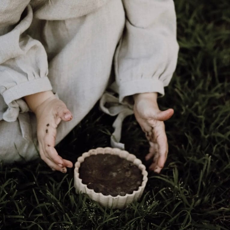 Kinfolk Pantry Sensory Play Large Play Pie Mould (Biodegradable Play Pie Eco Pan)