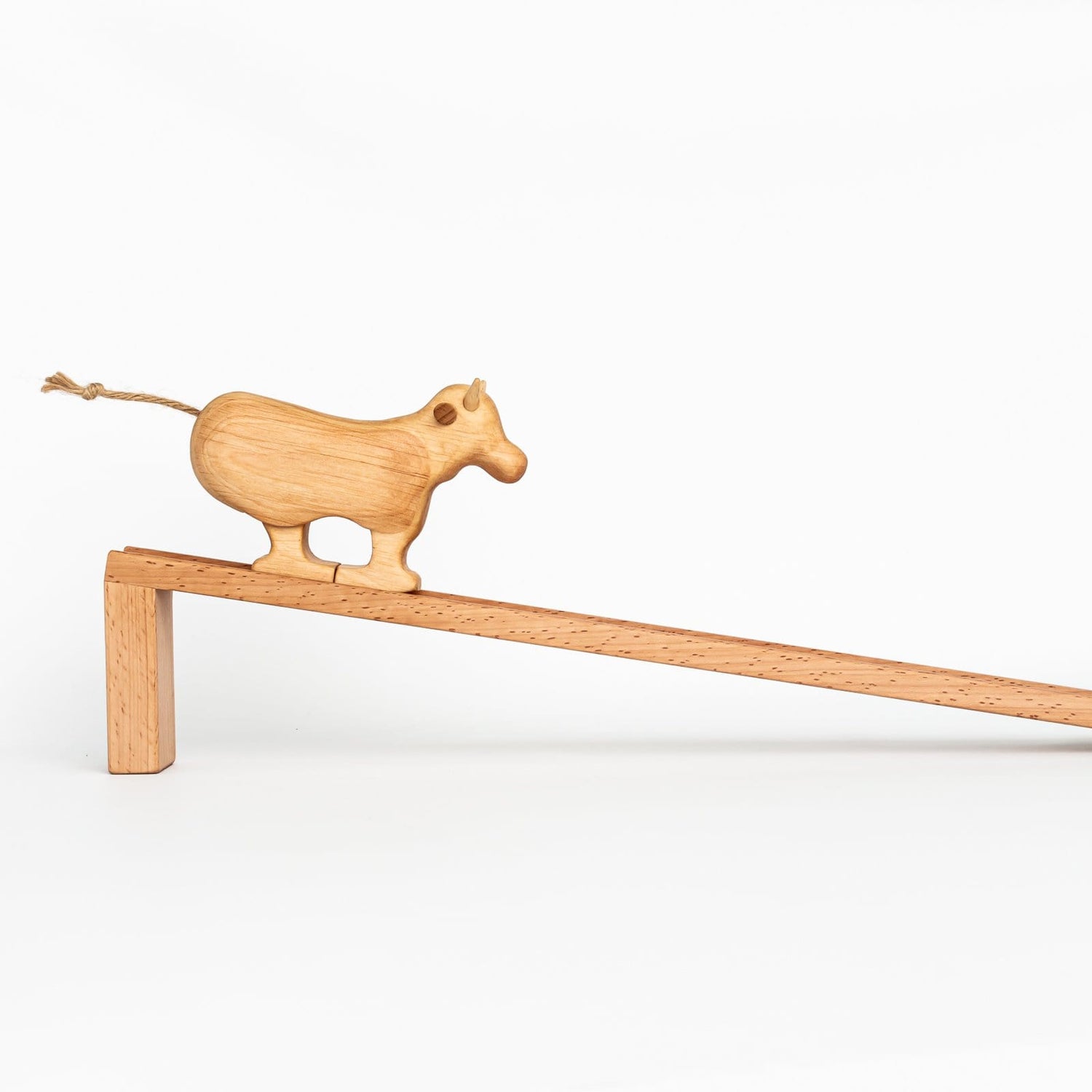 Tateplota Wooden Toys Wooden Ramp Walking Cow