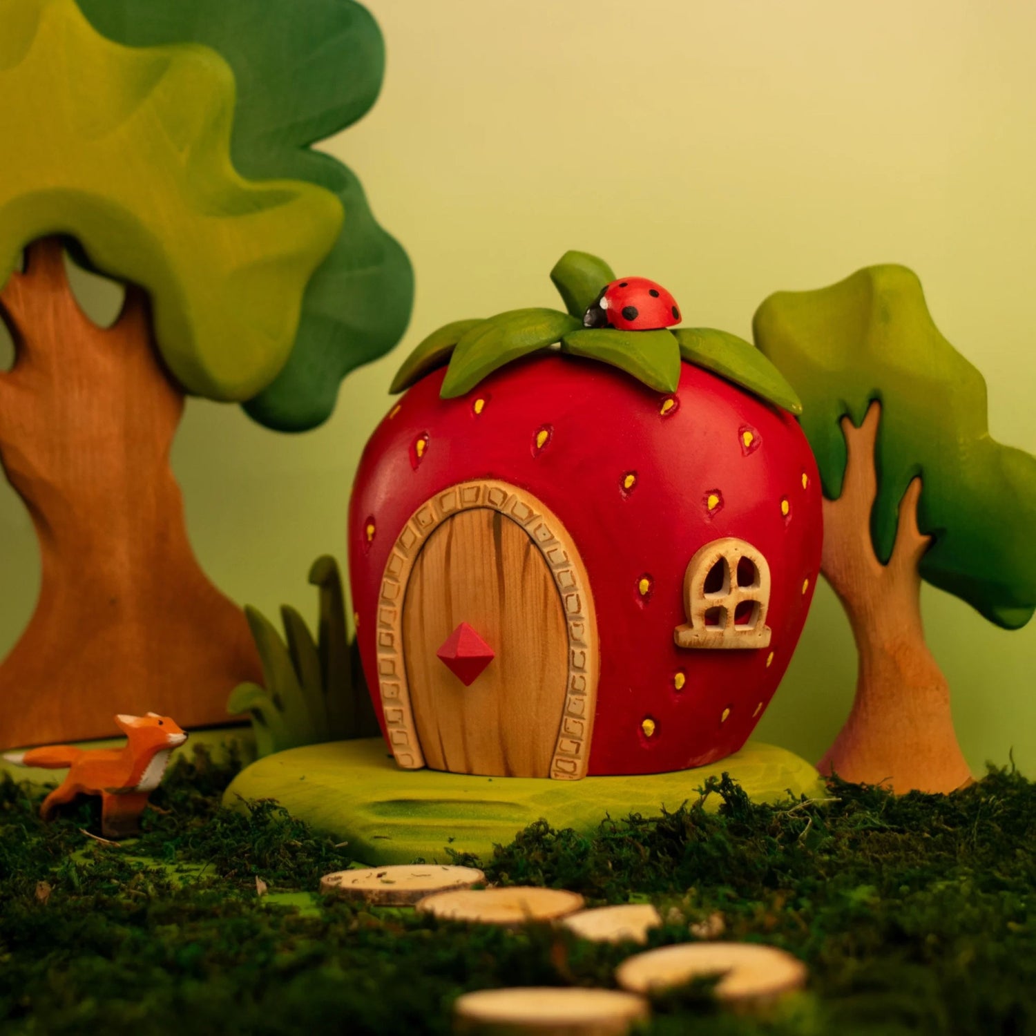 PRE-ORDER Bumbu Wooden Strawberry House