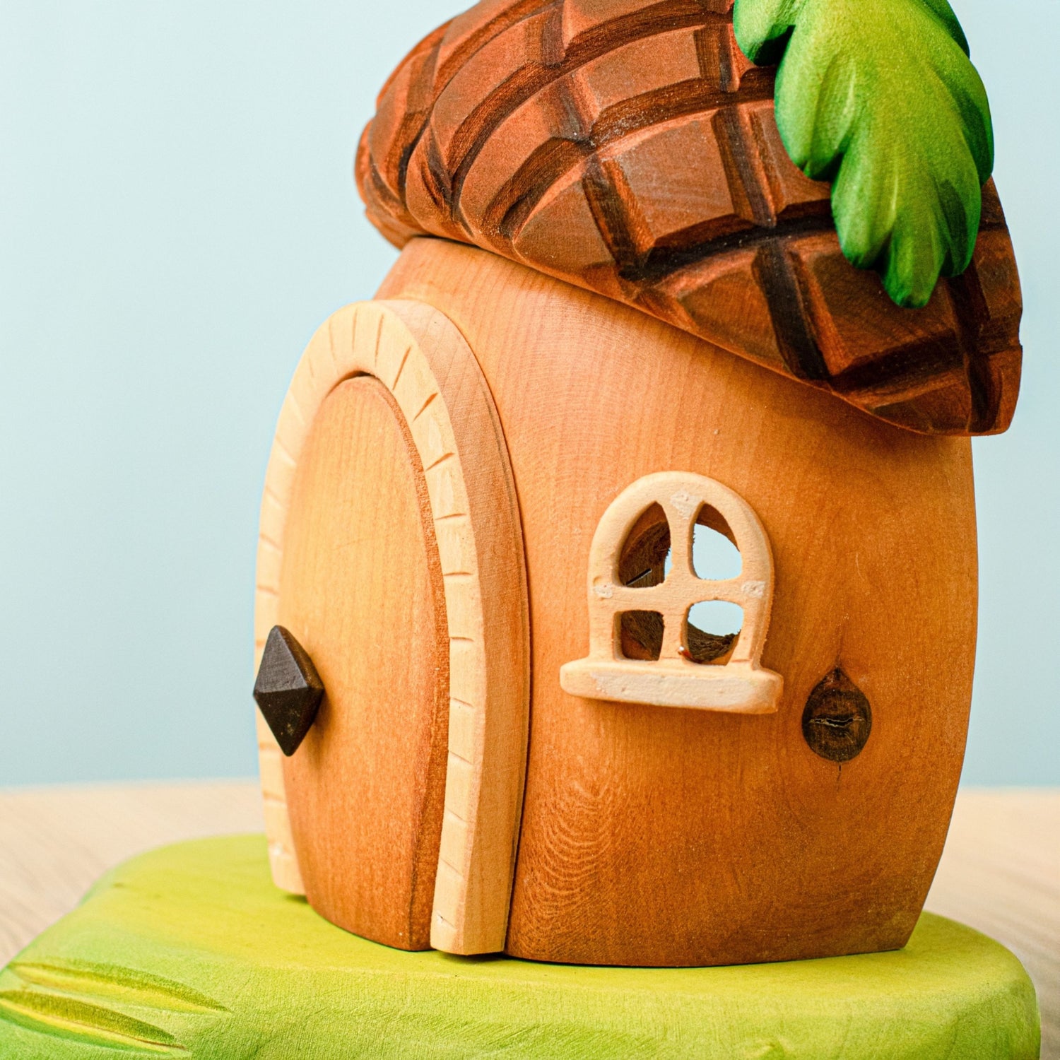 PRE-ORDER Bumbu Wooden Acorn House