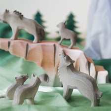 Wolves Family Set (Set of 4)