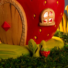 Bumbu Wooden Toy Strawberry Plant