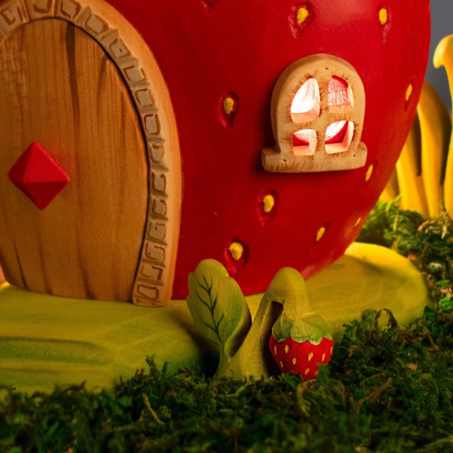 Bumbu Wooden Toy Strawberry Plant