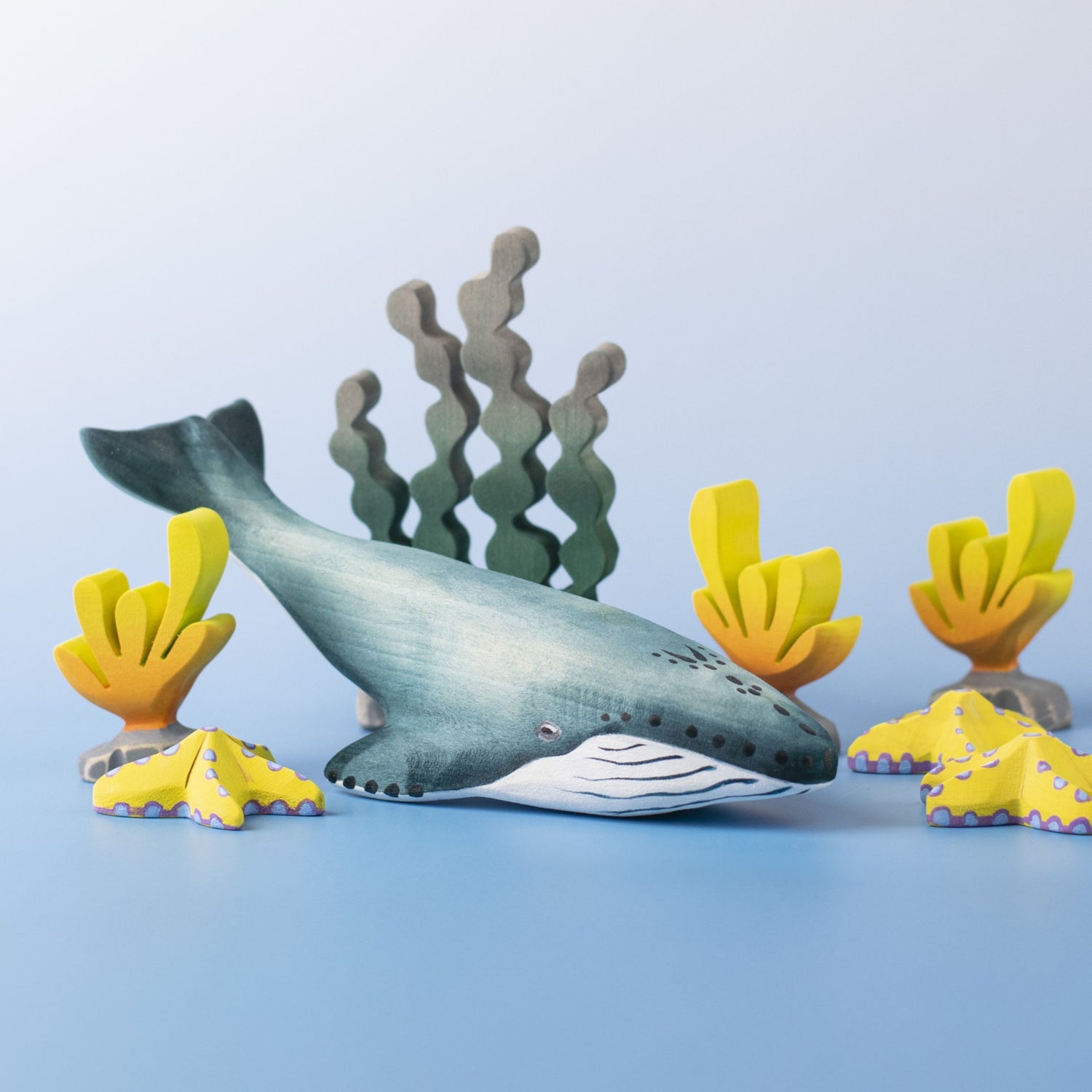 Bumbu Wooden Toy Blue Whale Family Set