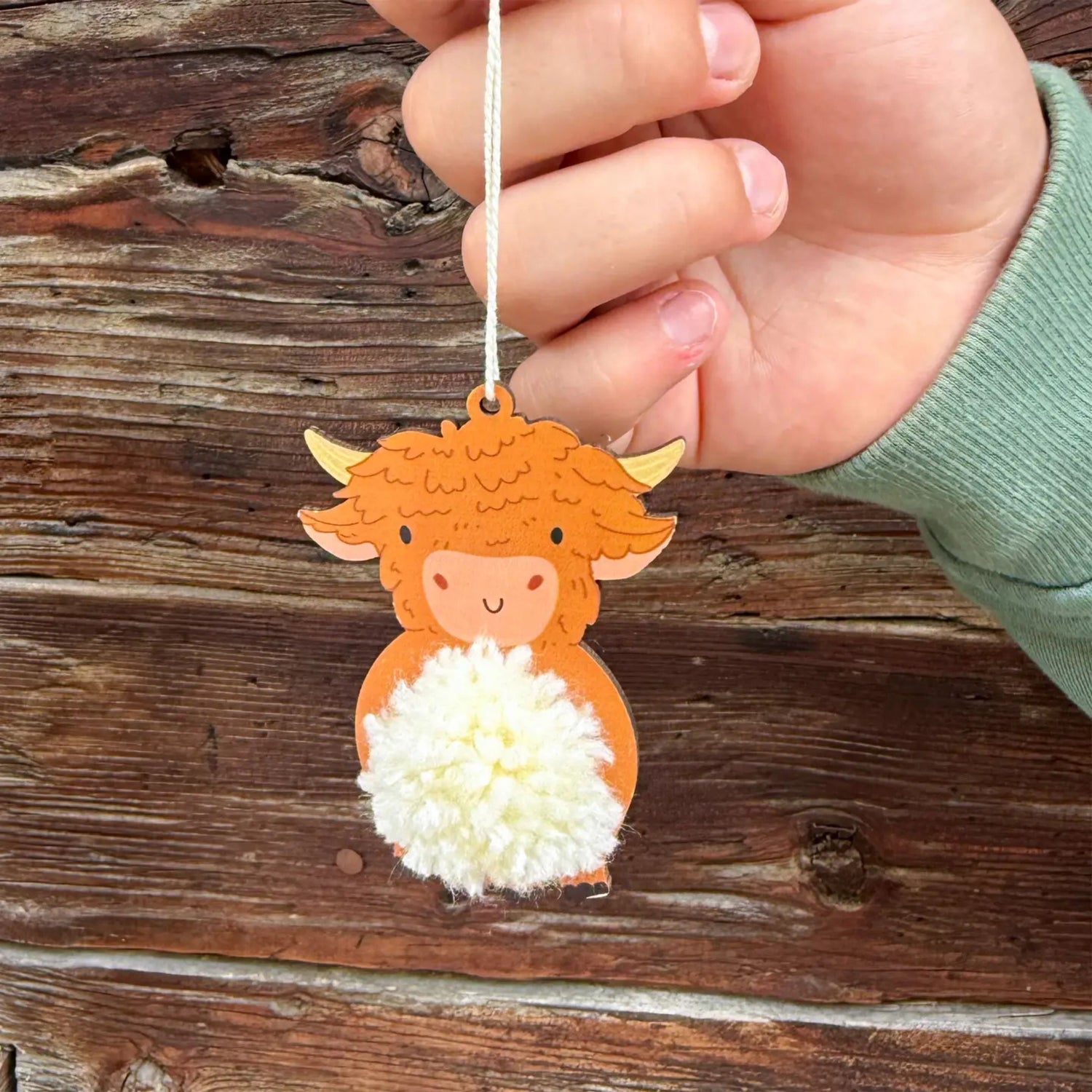 Make Your Own Pom Pom Highland Cow