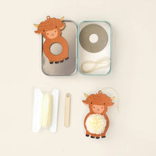 Make Your Own Pom Pom Highland Cow