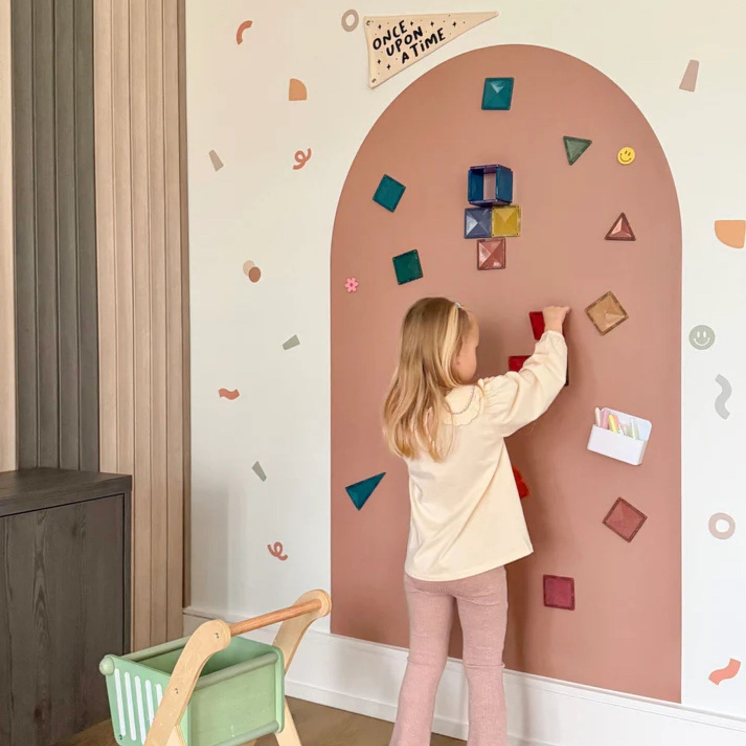 JUMBO Magic Playwall - Arch Magnetic Wall Decal (Caramel)