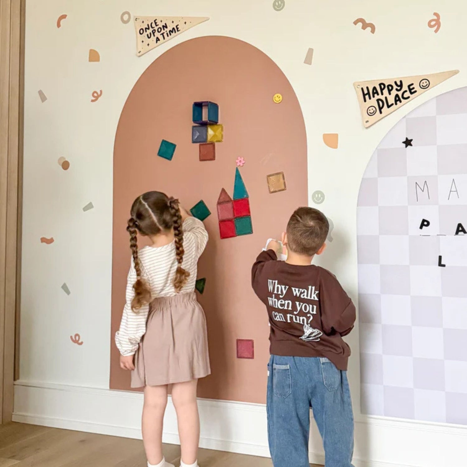 JUMBO Magic Playwall - Arch Magnetic Wall Decal (Caramel)