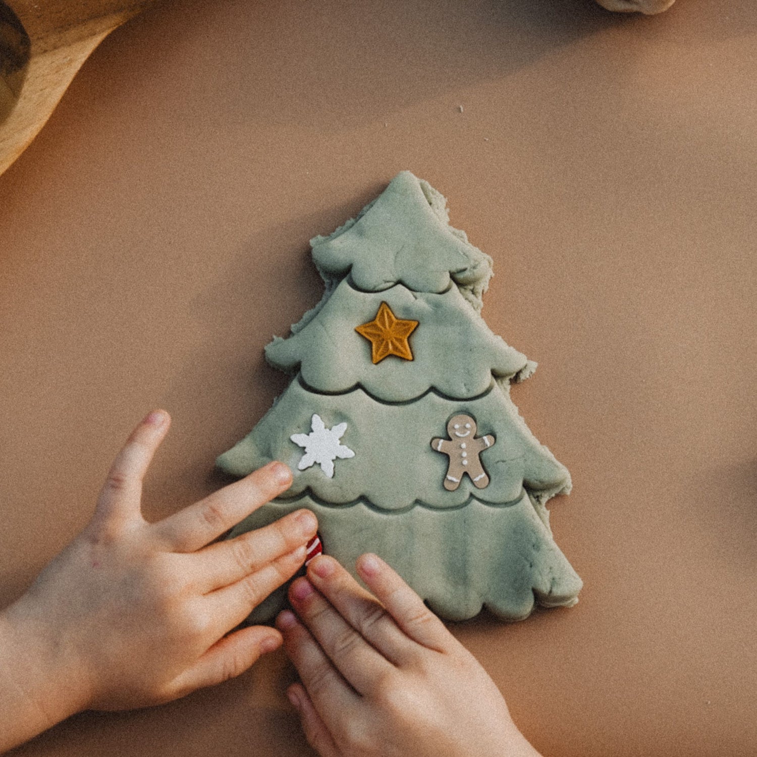 Christmas Tree Playdough Decorating Kit