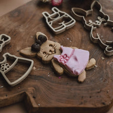 Bunny Dress-Up Eco-Cutter Playdough Set