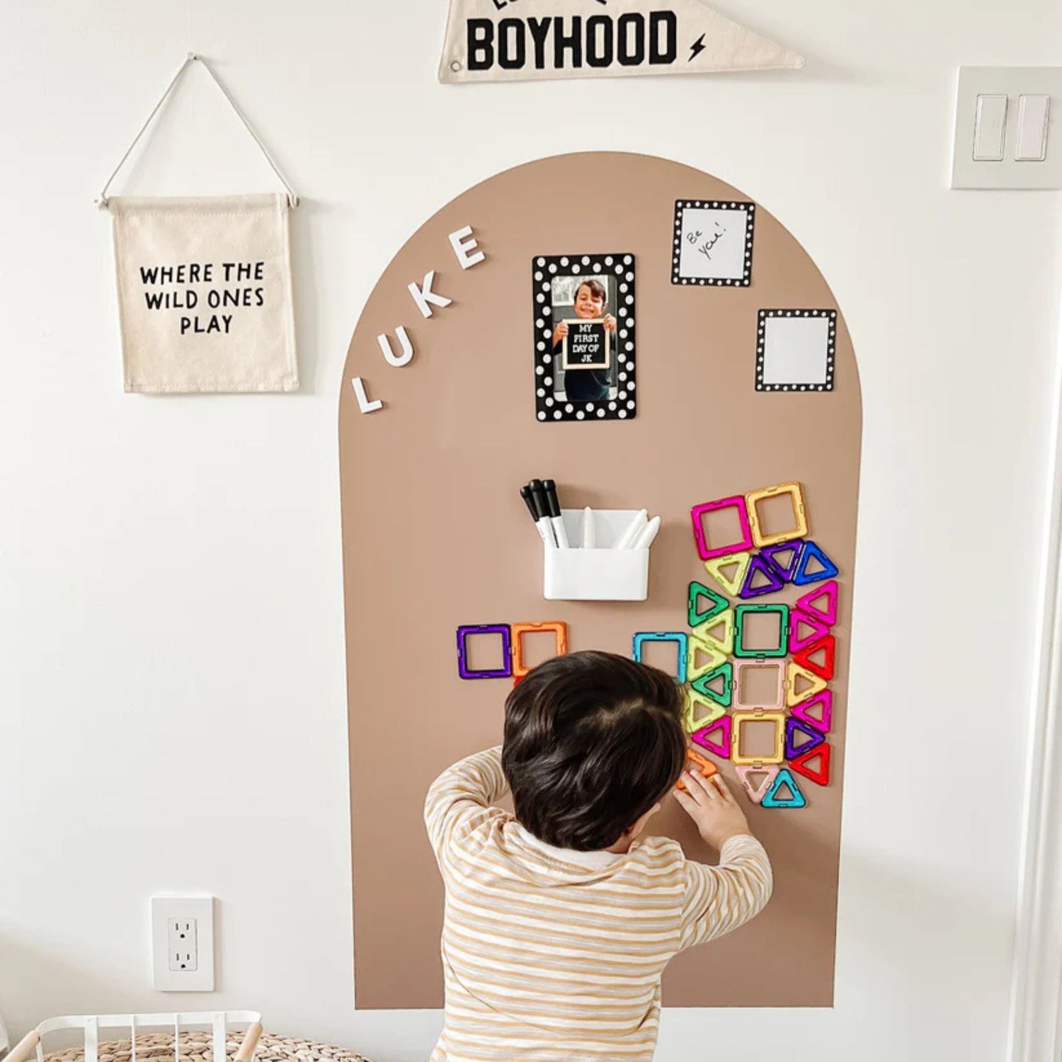 Magnetic Photo Frames (Monochrome Smileys)