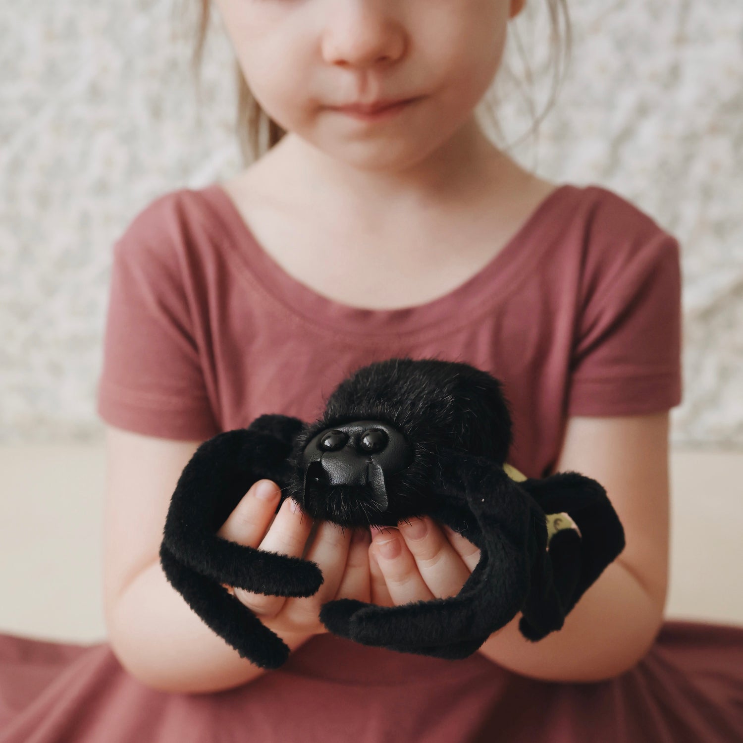 Folkmanis Mini Spider Finger Puppet | The Playful Peacock