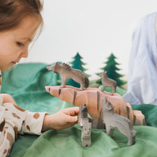 Wolves Family Set (Set of 4)