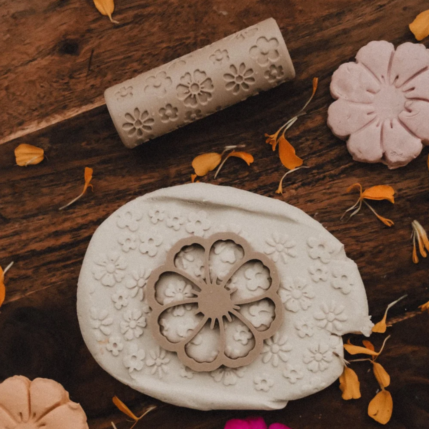 Eco Playdough Roller (Wildflower)