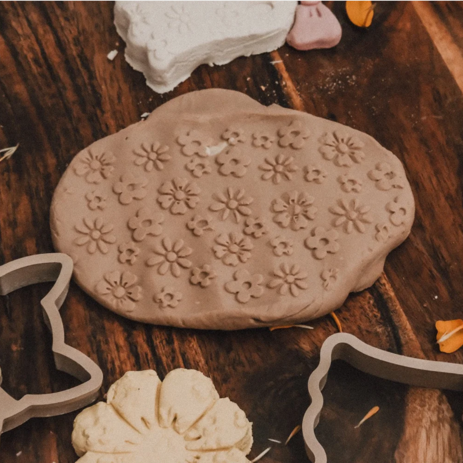 Eco Playdough Roller (Wildflower)