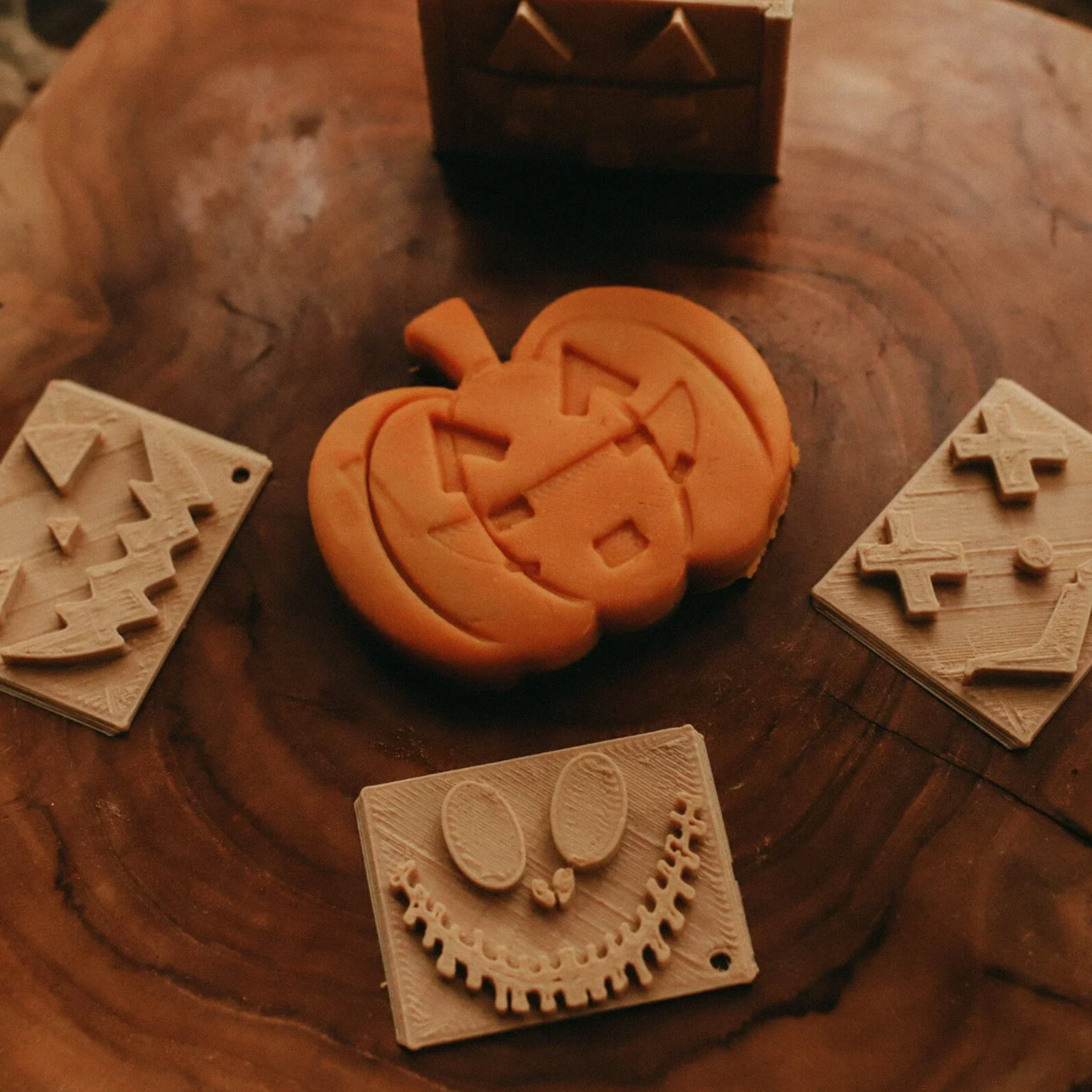 Halloween Jack-o'-Lantern Eco Playdough Stamp Set (with handle)
