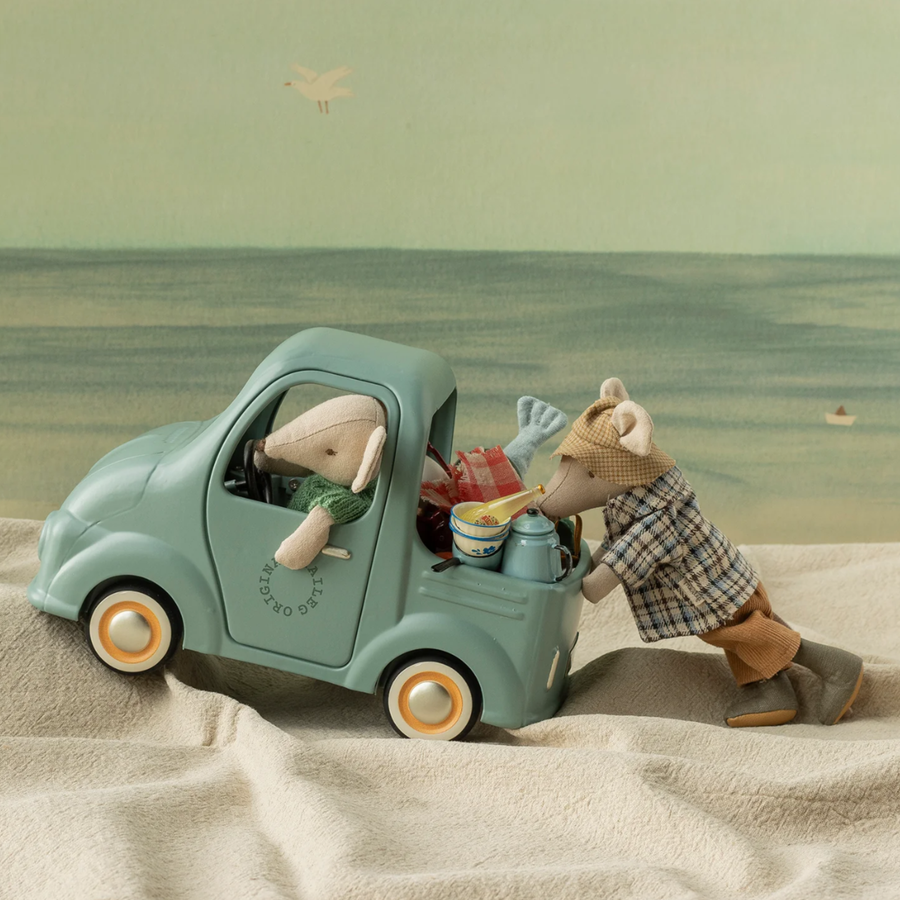PRE-ORDER Maileg Truck (Mouse)