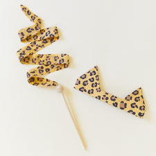 Mini Cheetah Silk & Wood Streamer