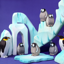 Bumbu Toys Wooden Icy Cliff and Penguin Set