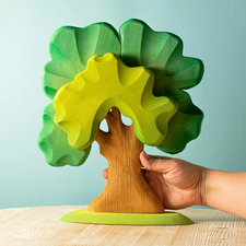 Large Oak Tree (Green)