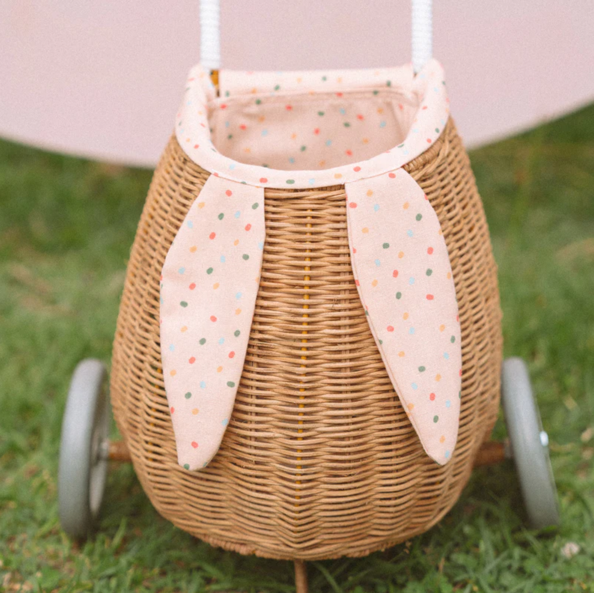 Olli Ella Rattan Bunny Luggy with Lining (Gumdrop)