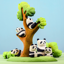 Wooden Panda Family and Tree Set