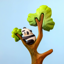 Wooden Panda Family and Tree Set