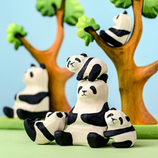 Wooden Panda Family and Tree Set