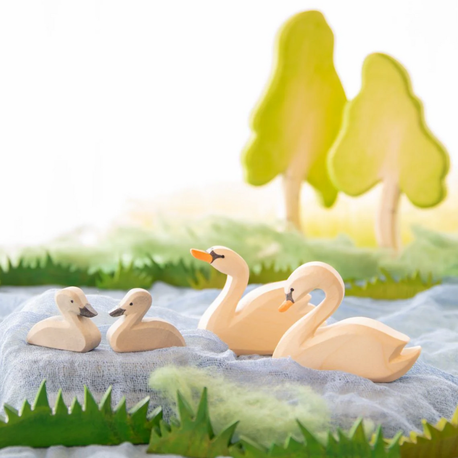Ostheimer Swan (Small) - NEW
