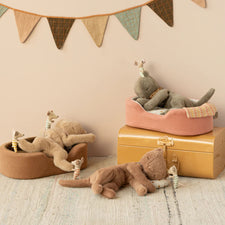 Maileg Cosy Basket for Kittens  - Medium (Brown)