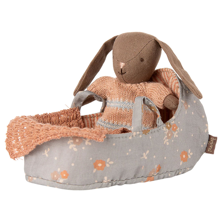 PRE-ORDER Maileg Carry Cot (Micro Bunnies/Rabbits)